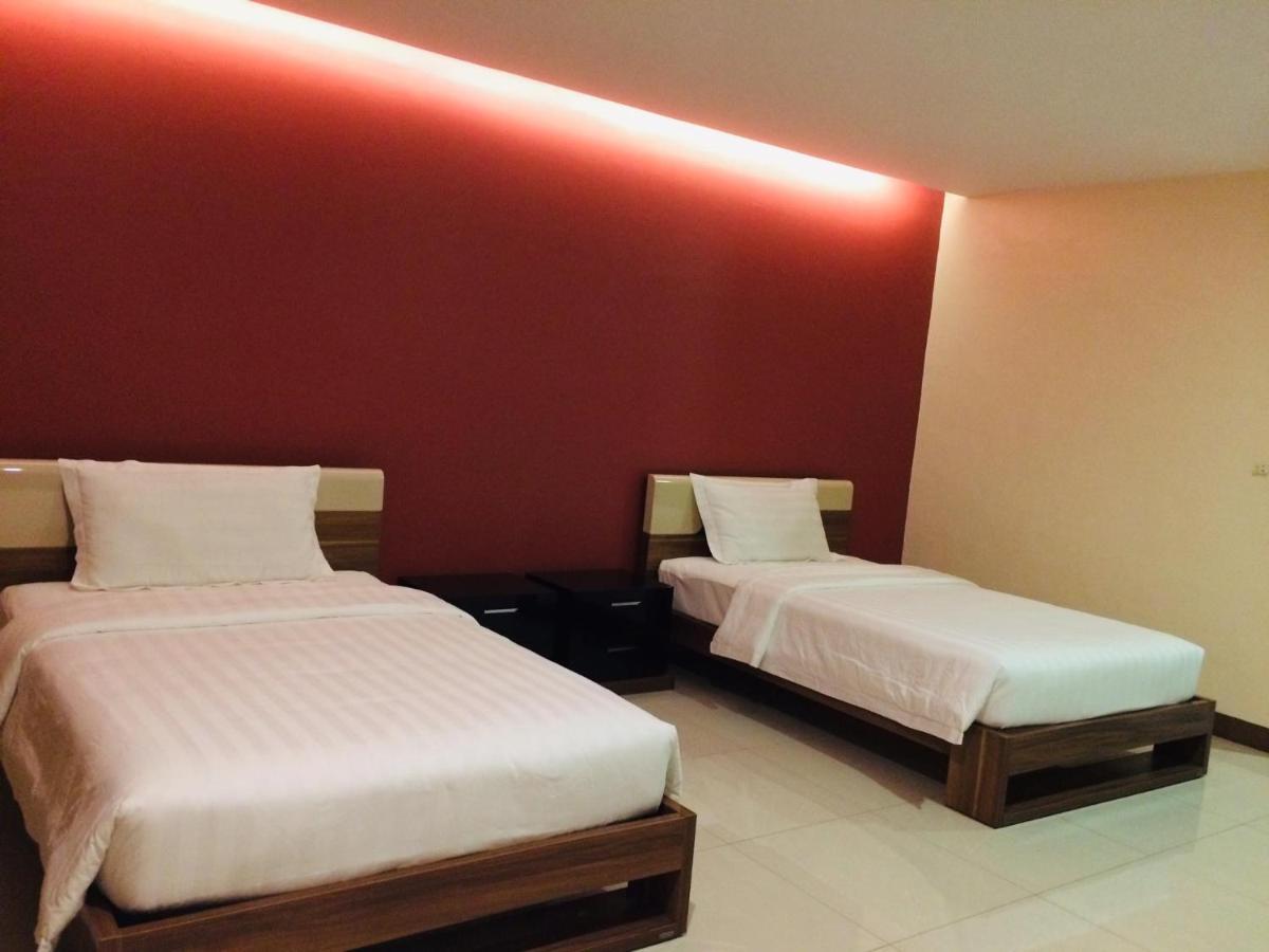 Ybc Grand Hotel Olongapo Bagian luar foto