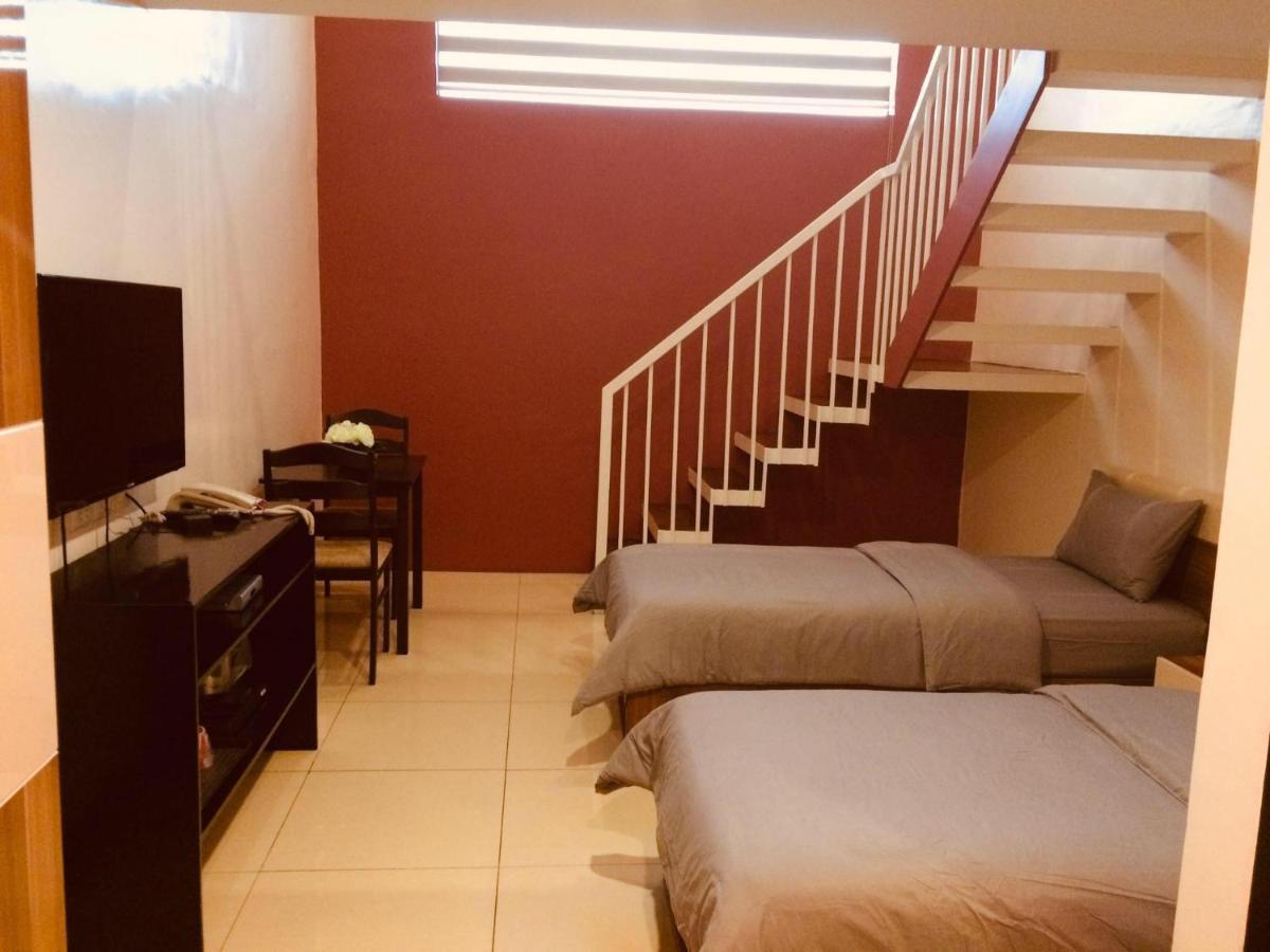 Ybc Grand Hotel Olongapo Bagian luar foto