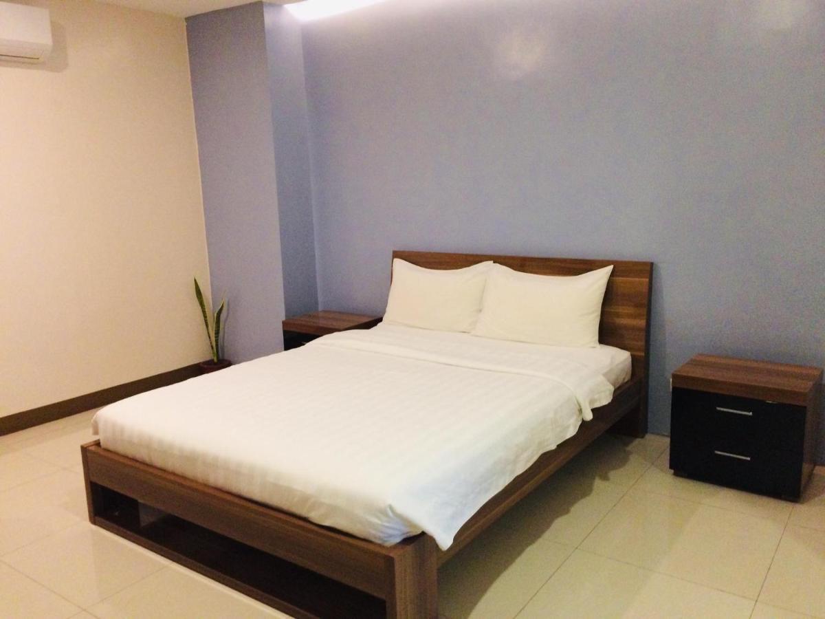 Ybc Grand Hotel Olongapo Bagian luar foto